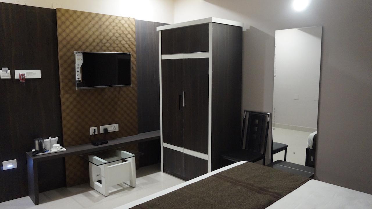 Hotel Golden Tulip Jalpaiguri Luaran gambar